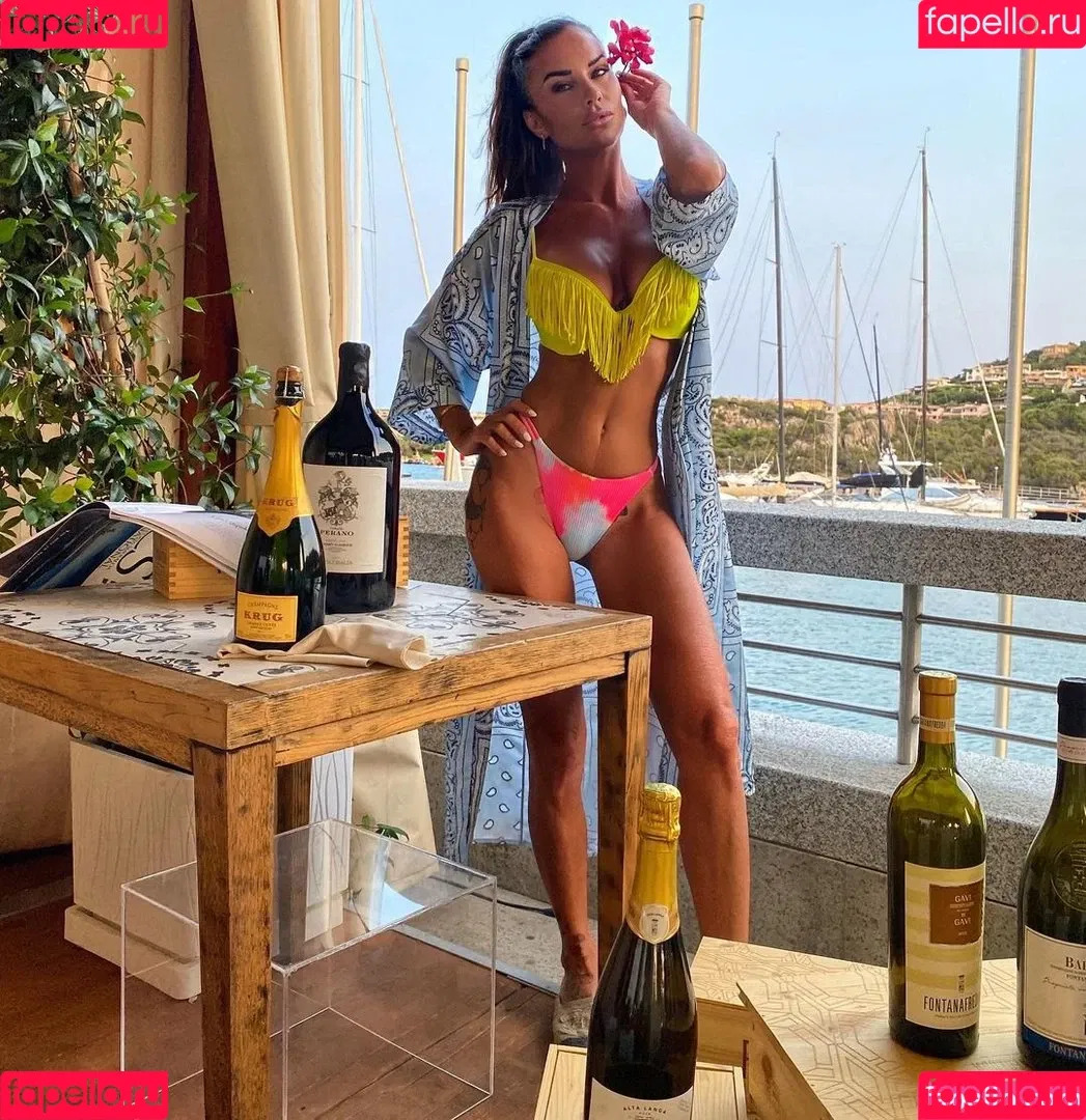 Antonella Mosetti Onlyfans Photo Gallery 