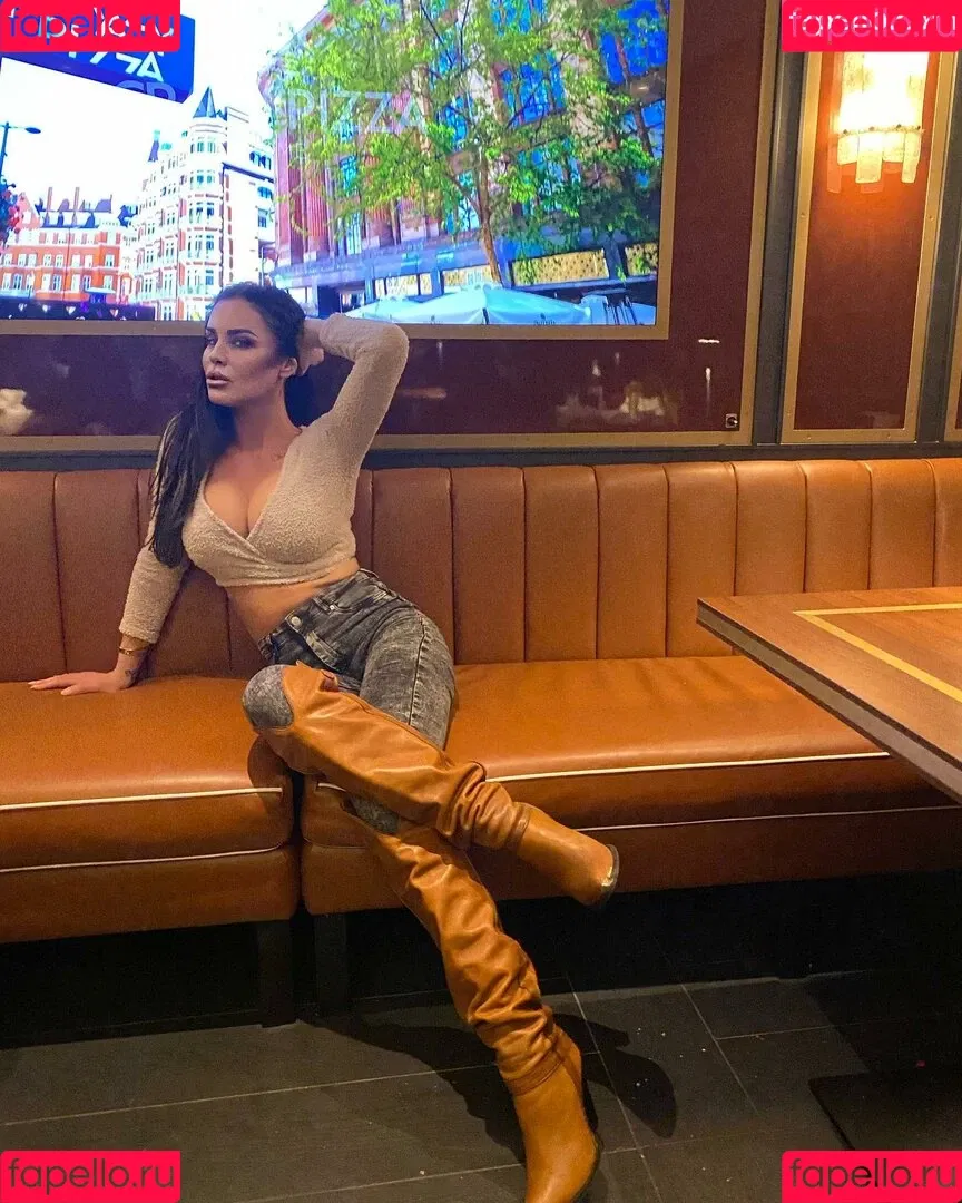 Antonella Mosetti Onlyfans Photo Gallery 
