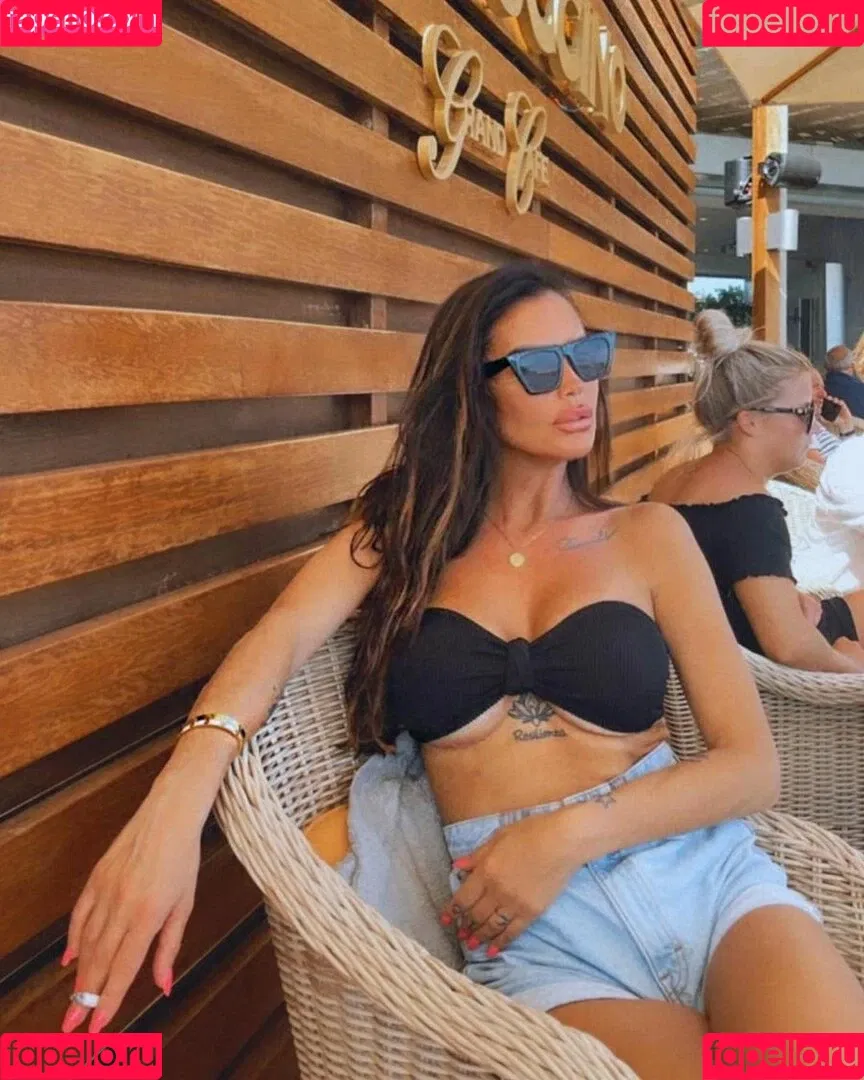 Antonella Mosetti Onlyfans Photo Gallery 
