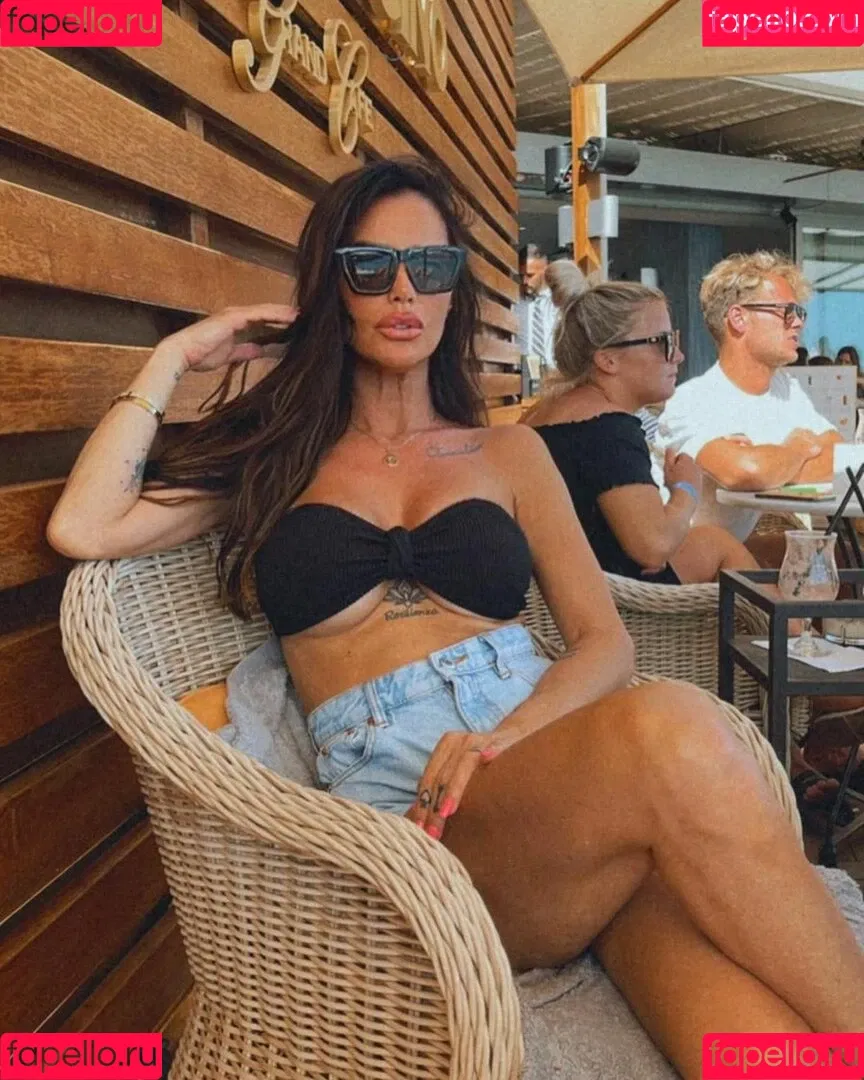 Antonella Mosetti Onlyfans Photo Gallery 