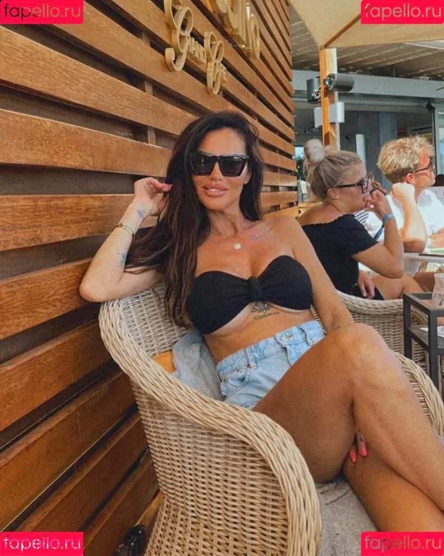 Antonella Mosetti Onlyfans Photo Gallery 