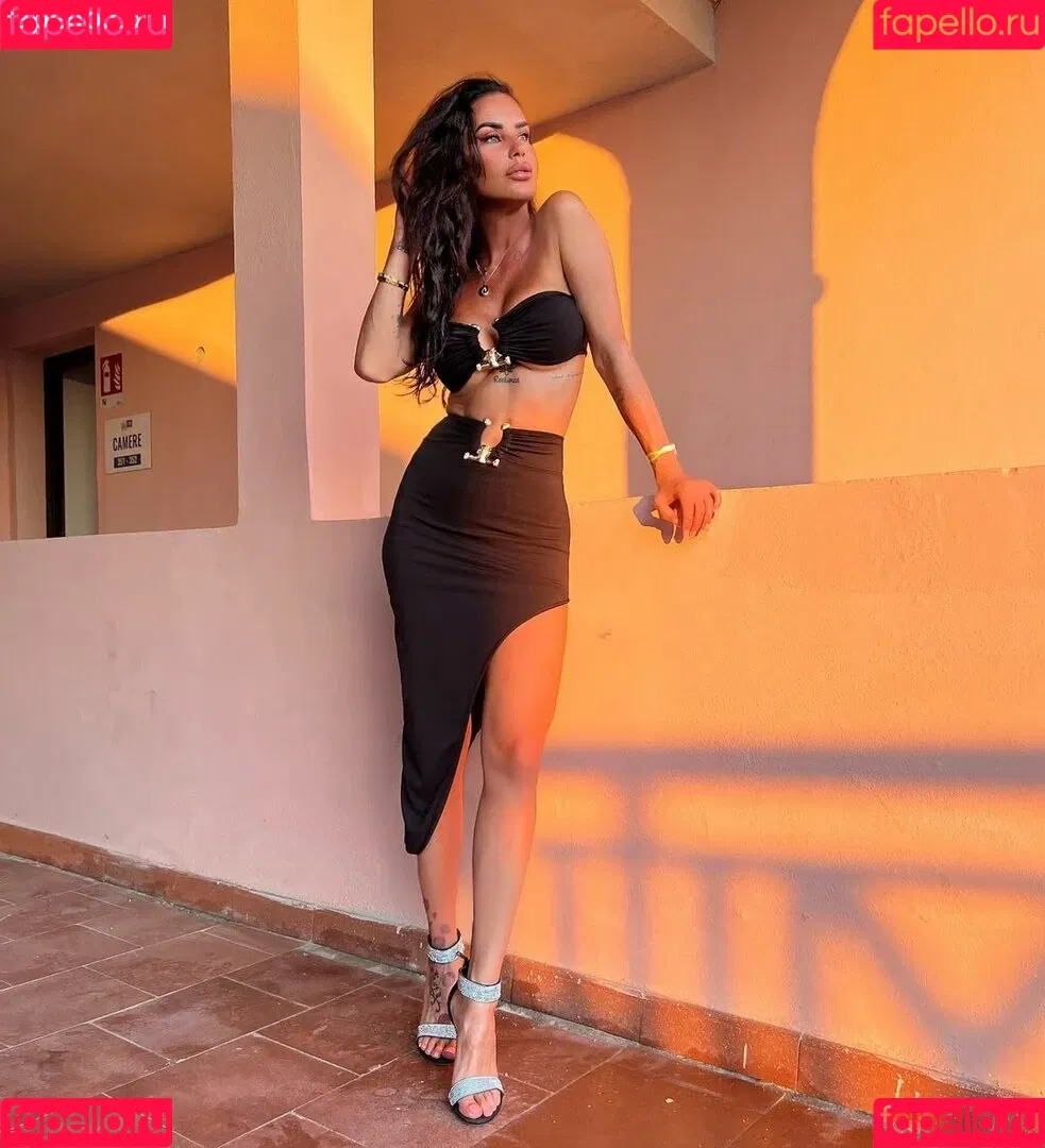 Antonella Mosetti Onlyfans Photo Gallery 