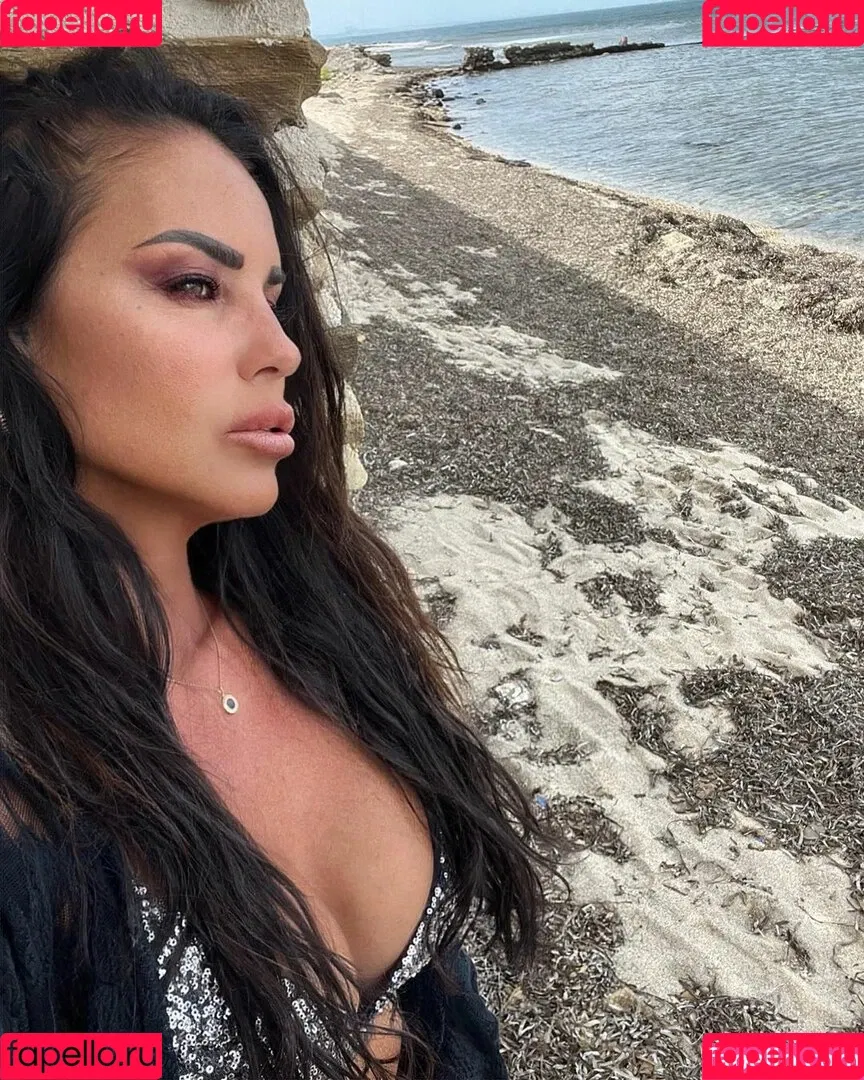 Antonella Mosetti Onlyfans Photo Gallery 