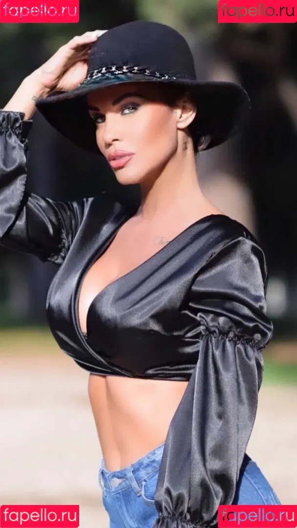 Antonella Mosetti Onlyfans Photo Gallery 