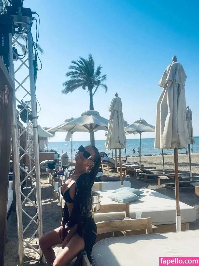 Antonella Mosetti Onlyfans Photo Gallery 