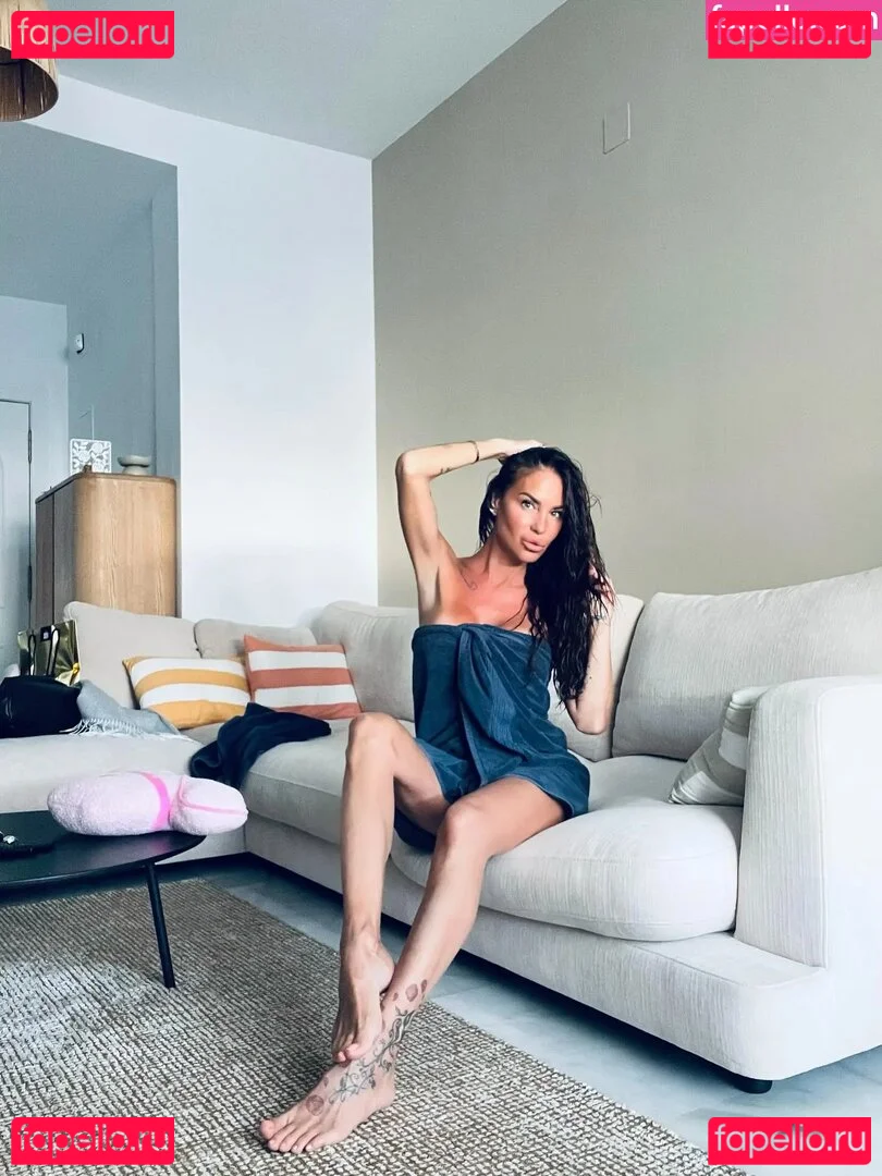 Antonella Mosetti Onlyfans Photo Gallery 