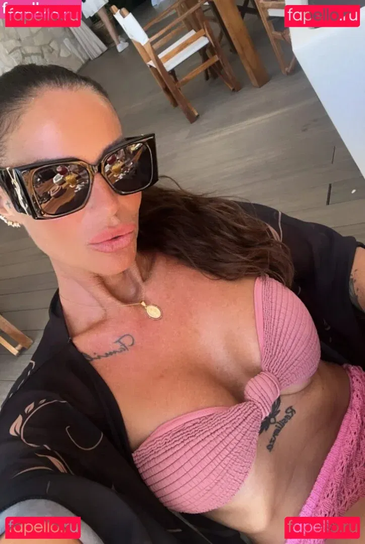 Antonella Mosetti Onlyfans Photo Gallery 
