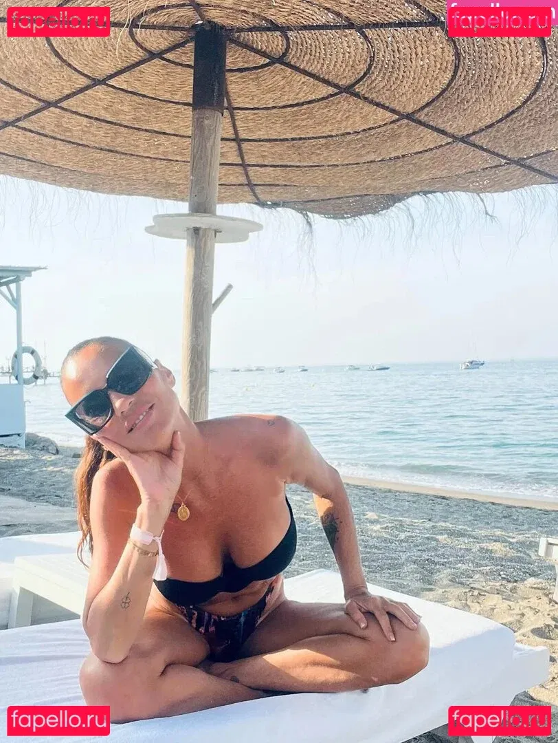 Antonella Mosetti Onlyfans Photo Gallery 