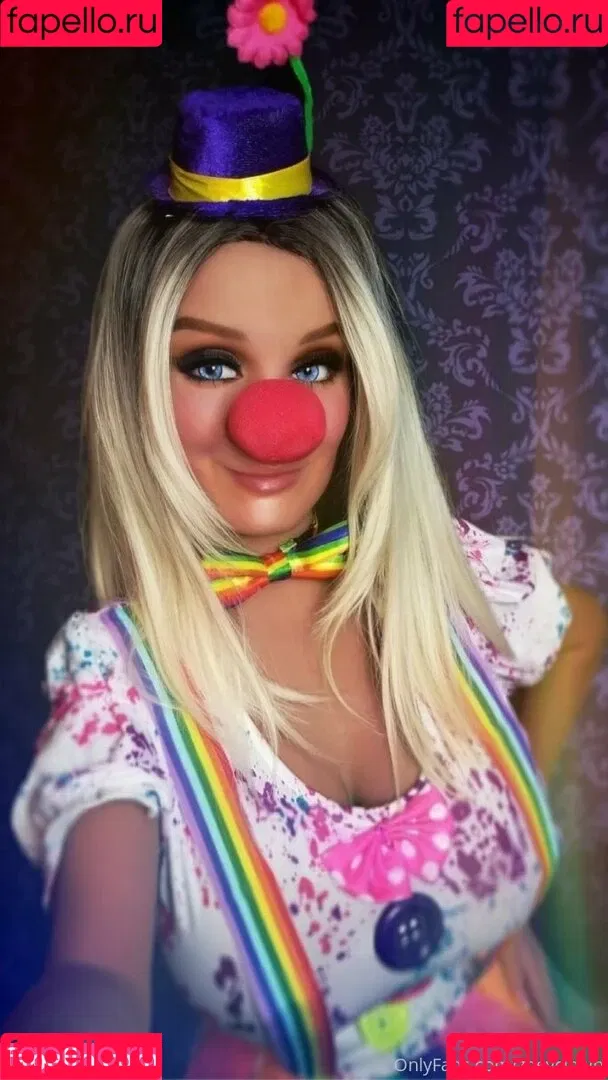zoeyclown Onlyfans Photo Gallery 