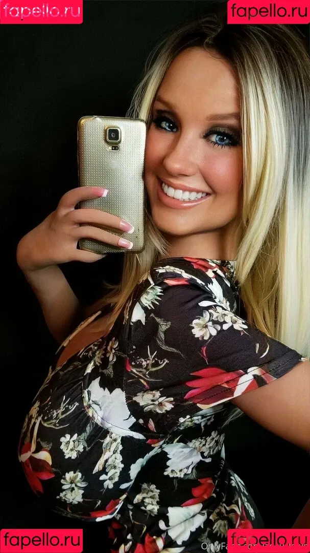 zoeyclown Onlyfans Photo Gallery 