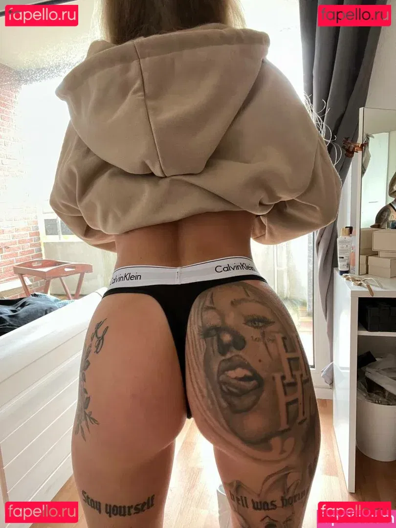 Nurselayla Onlyfans Photo Gallery 