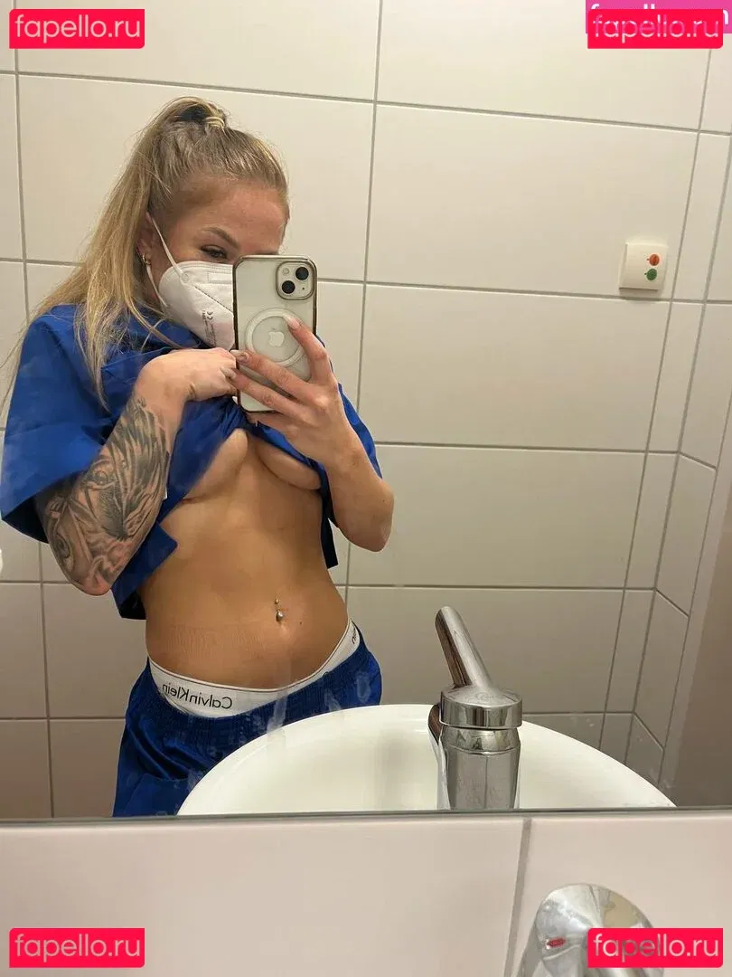 Nurselayla Onlyfans Photo Gallery 