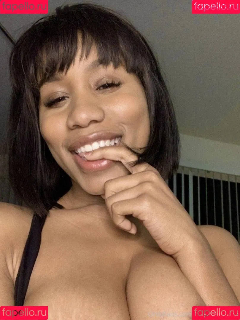 Thejennafoxx Onlyfans Photo Gallery 