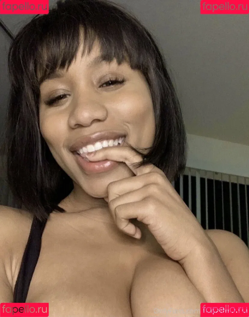 Thejennafoxx Onlyfans Photo Gallery 