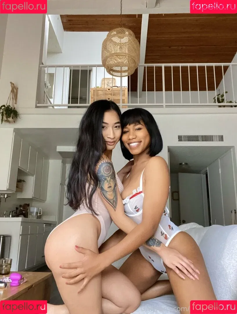 Thejennafoxx Onlyfans Photo Gallery 