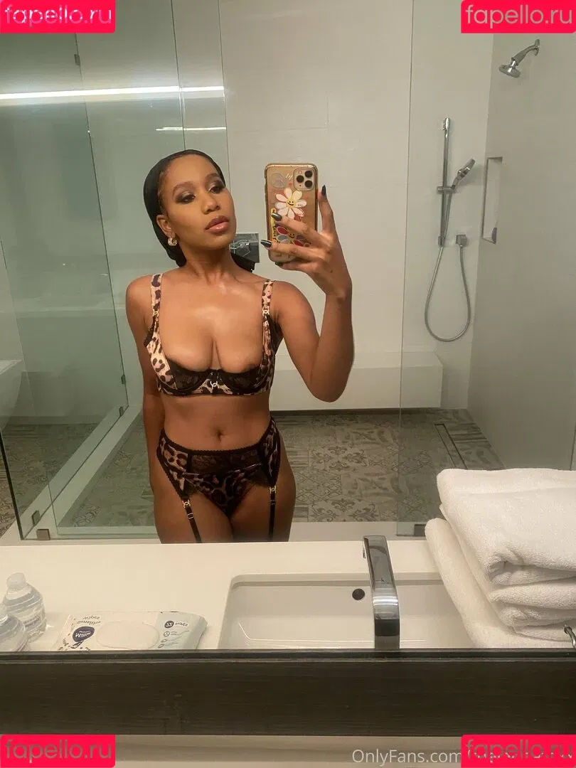 Thejennafoxx Onlyfans Photo Gallery 