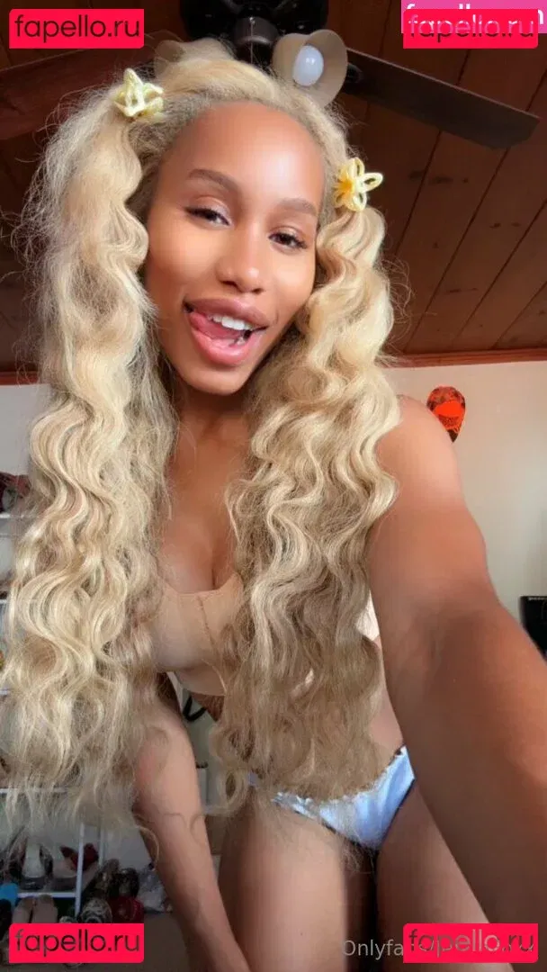 Thejennafoxx Onlyfans Photo Gallery 