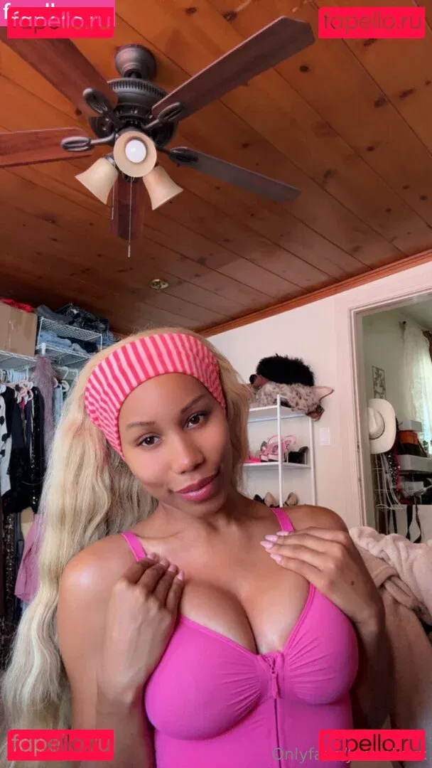 Thejennafoxx Onlyfans Photo Gallery 