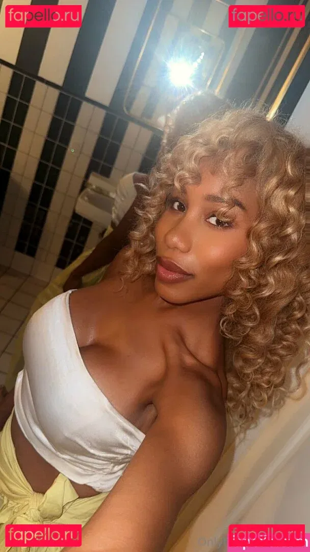 Thejennafoxx Onlyfans Photo Gallery 