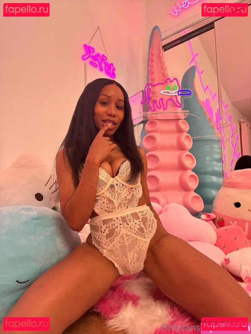 Thejennafoxx Onlyfans Photo Gallery 