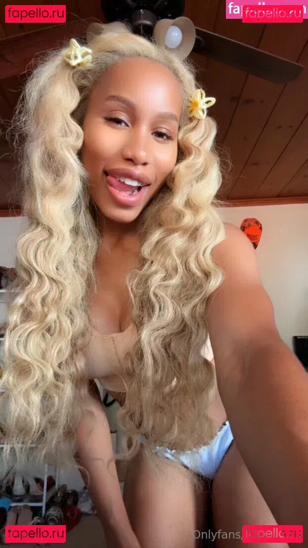 Thejennafoxx Onlyfans Photo Gallery 