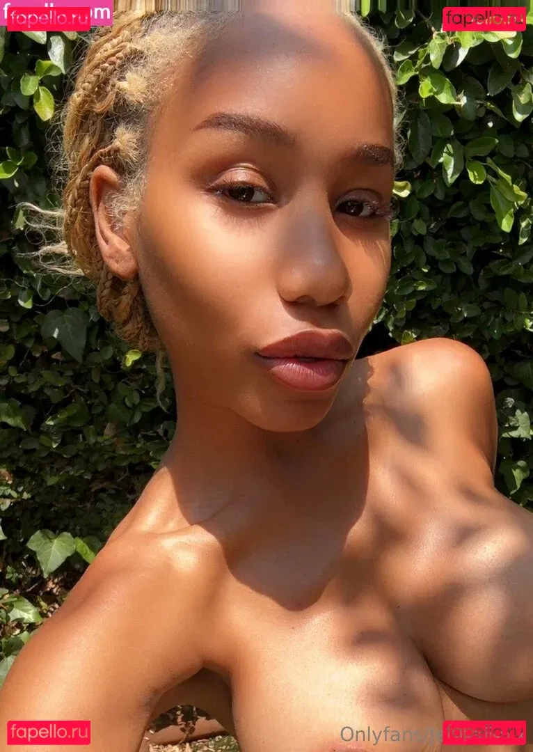 Thejennafoxx Onlyfans Photo Gallery 