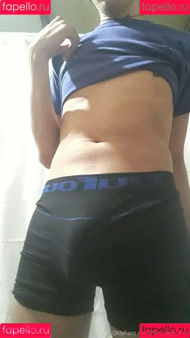 free_geek_boy Onlyfans Photo Gallery 