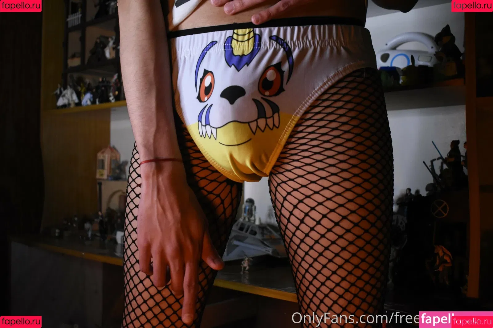 free_geek_boy Onlyfans Photo Gallery 