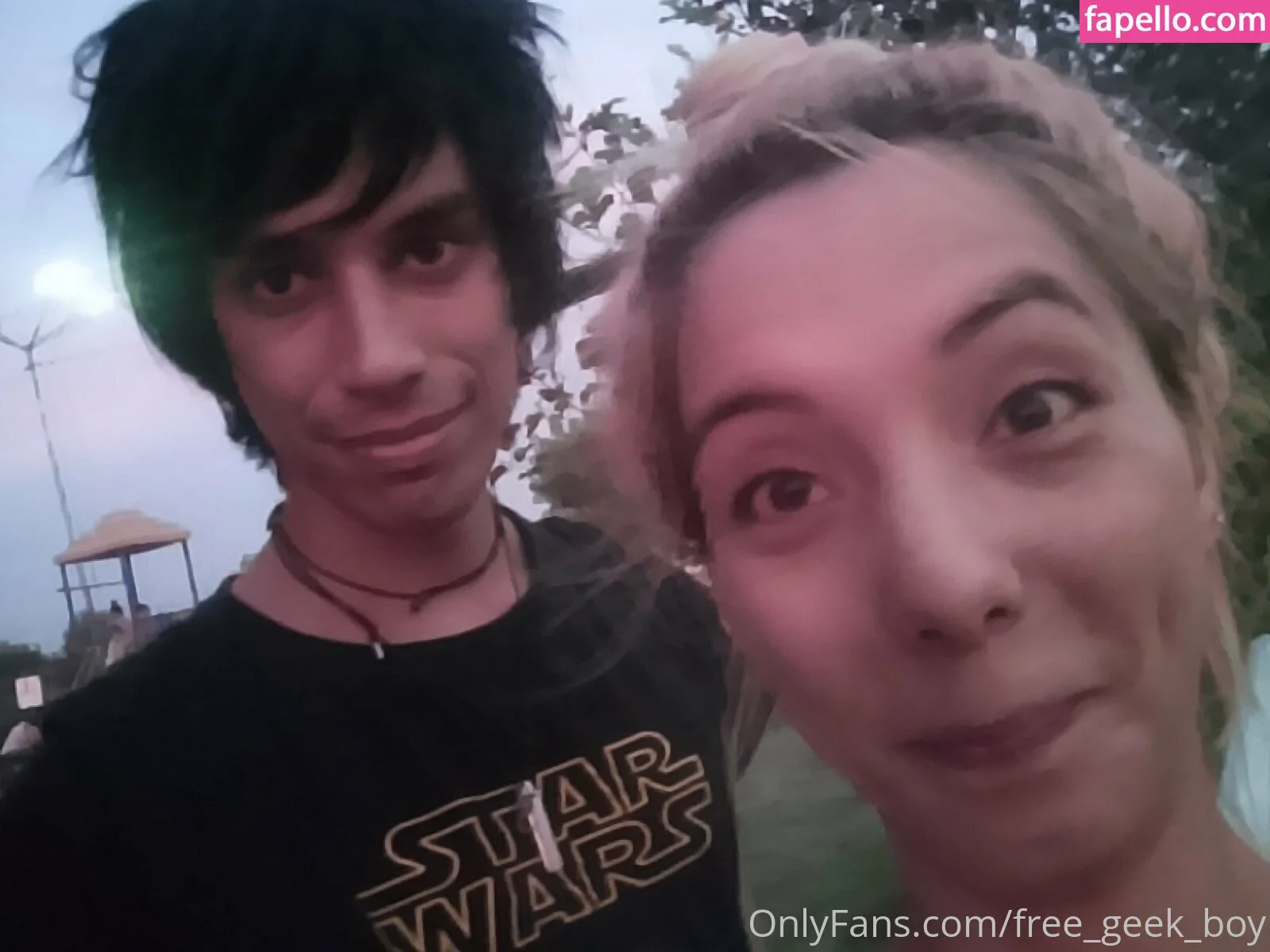 free_geek_boy Onlyfans Photo Gallery 