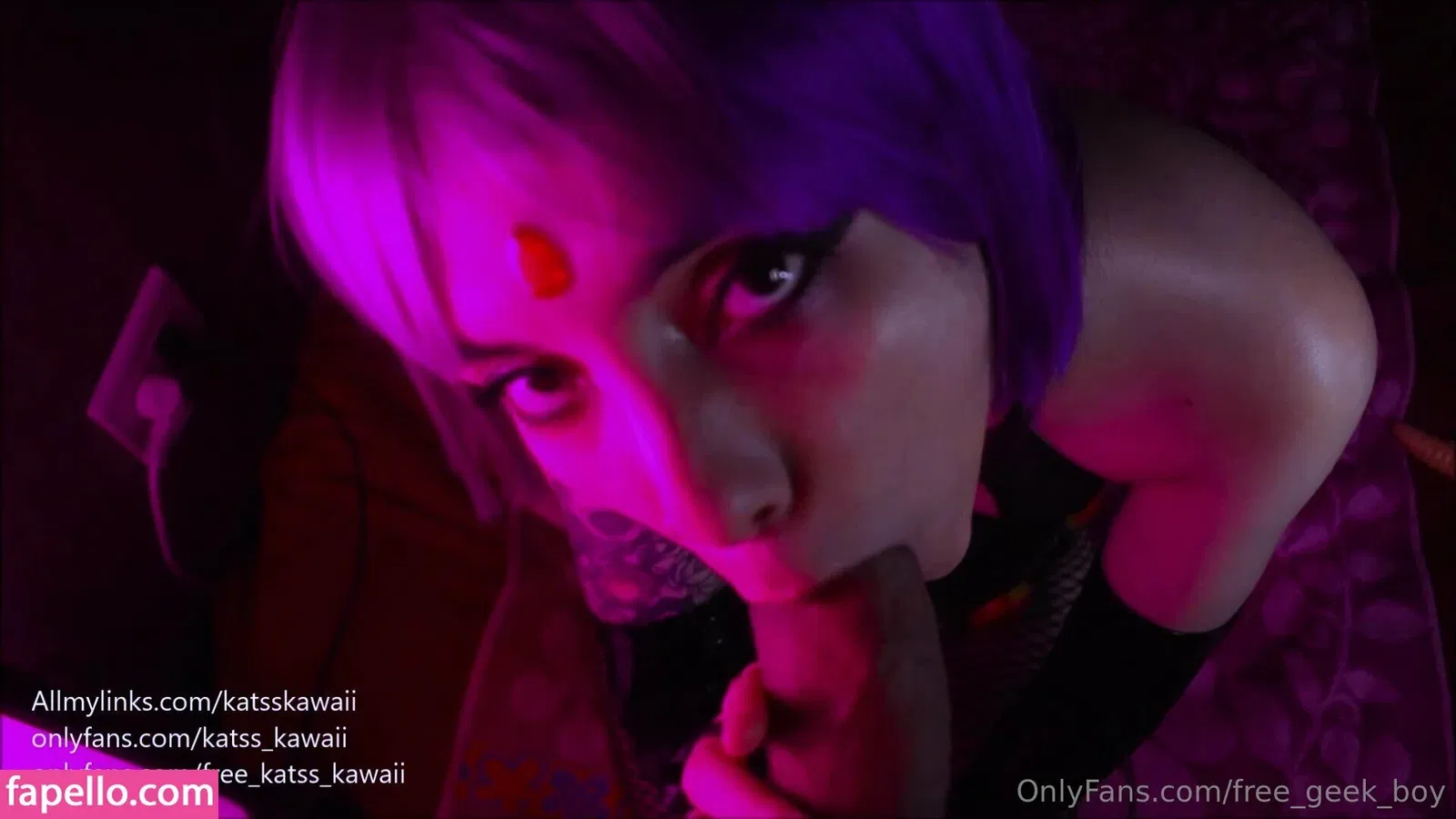 free_geek_boy Onlyfans Photo Gallery 