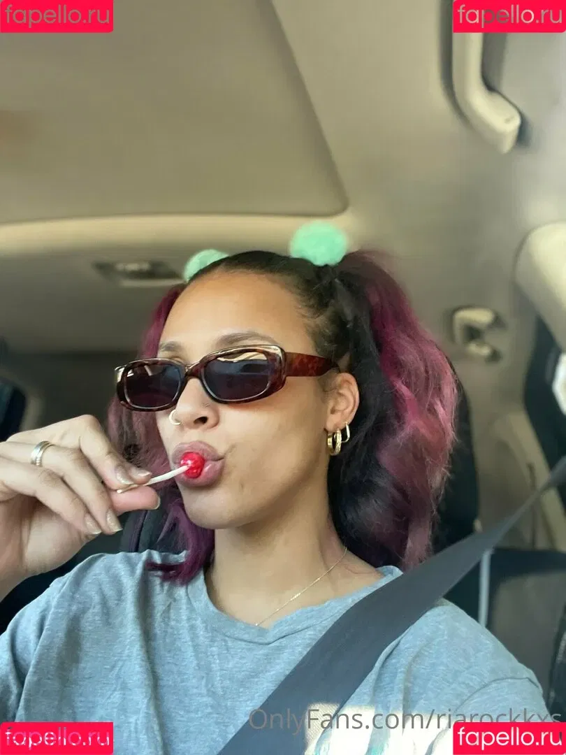 riarockkxs Onlyfans Photo Gallery 