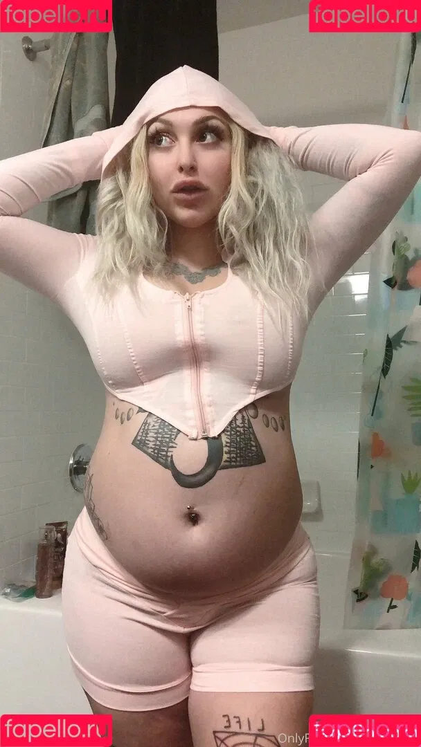Reiinapop Onlyfans Photo Gallery 
