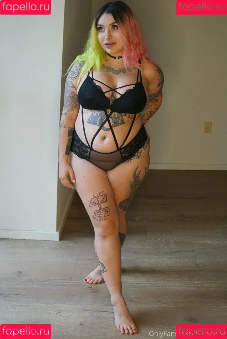 Reiinapop Onlyfans Photo Gallery 