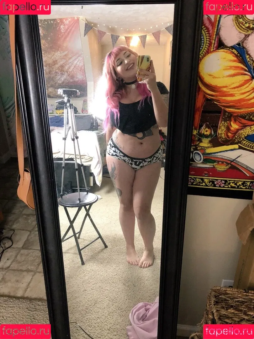 Reiinapop Onlyfans Photo Gallery 