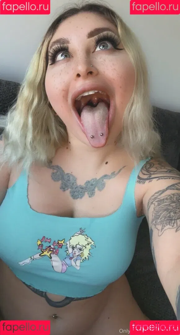 Reiinapop Onlyfans Photo Gallery 