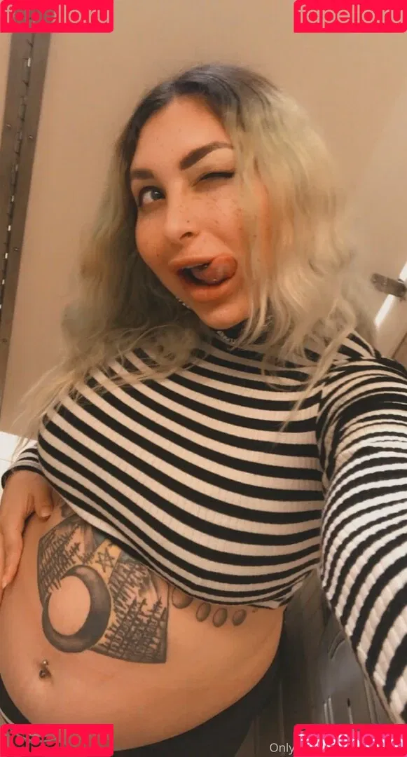 Reiinapop Onlyfans Photo Gallery 