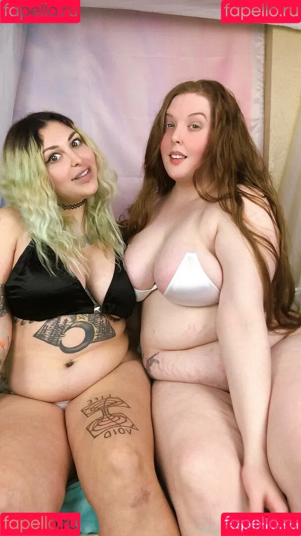 Reiinapop Onlyfans Photo Gallery 