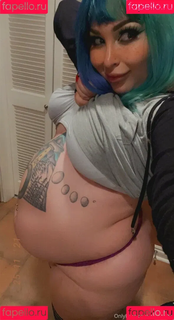 Reiinapop Onlyfans Photo Gallery 