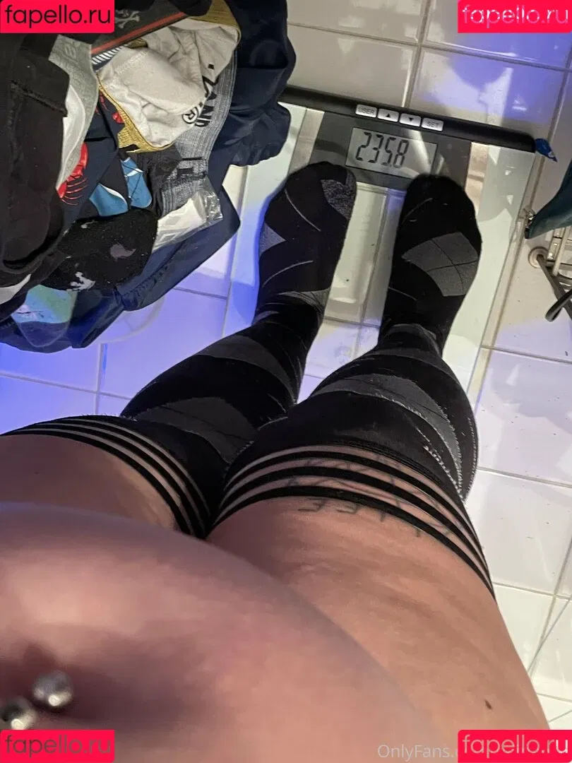 Reiinapop Onlyfans Photo Gallery 