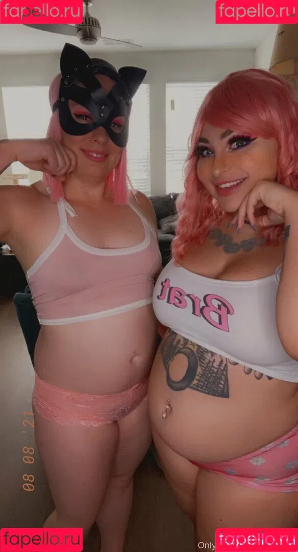 Reiinapop Onlyfans Photo Gallery 