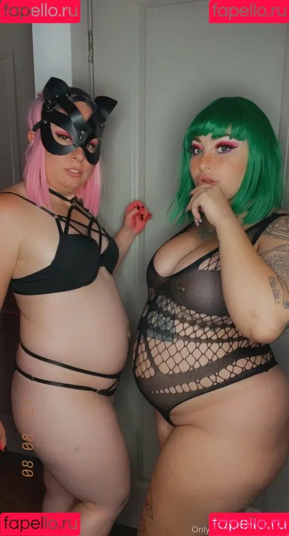 Reiinapop Onlyfans Photo Gallery 