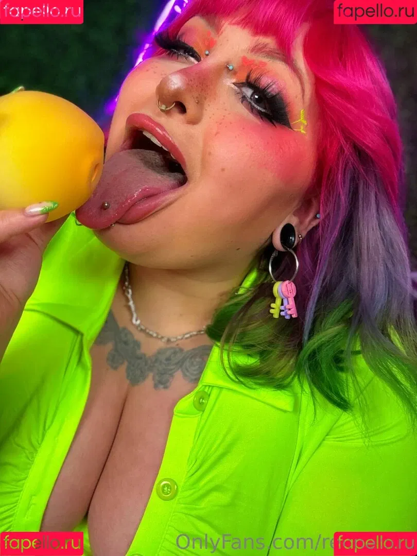 Reiinapop Onlyfans Photo Gallery 
