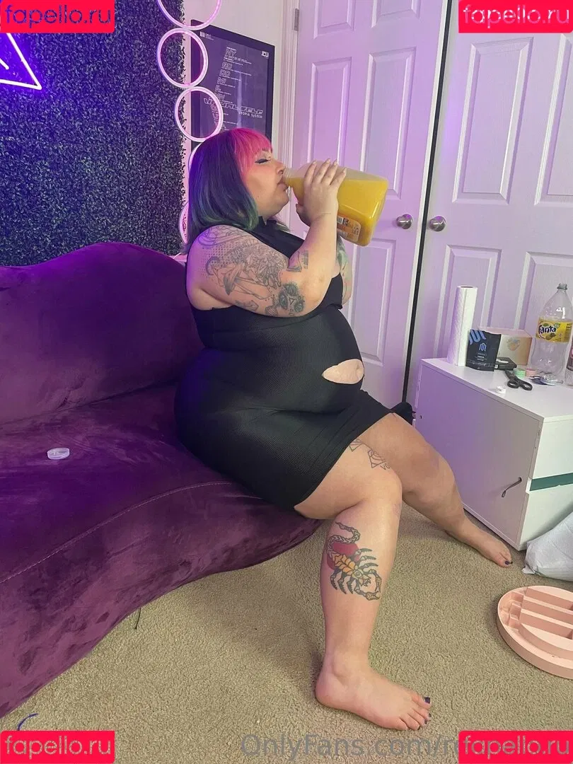 Reiinapop Onlyfans Photo Gallery 