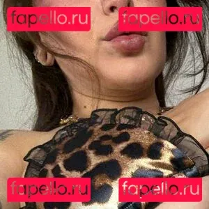 Reiinapop Onlyfans Photo Gallery 