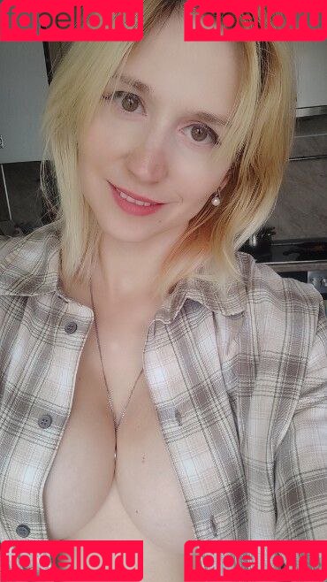 popkaomi Onlyfans Photo Gallery 