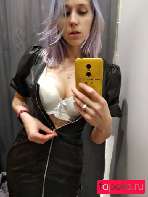 popkaomi Onlyfans Photo Gallery 