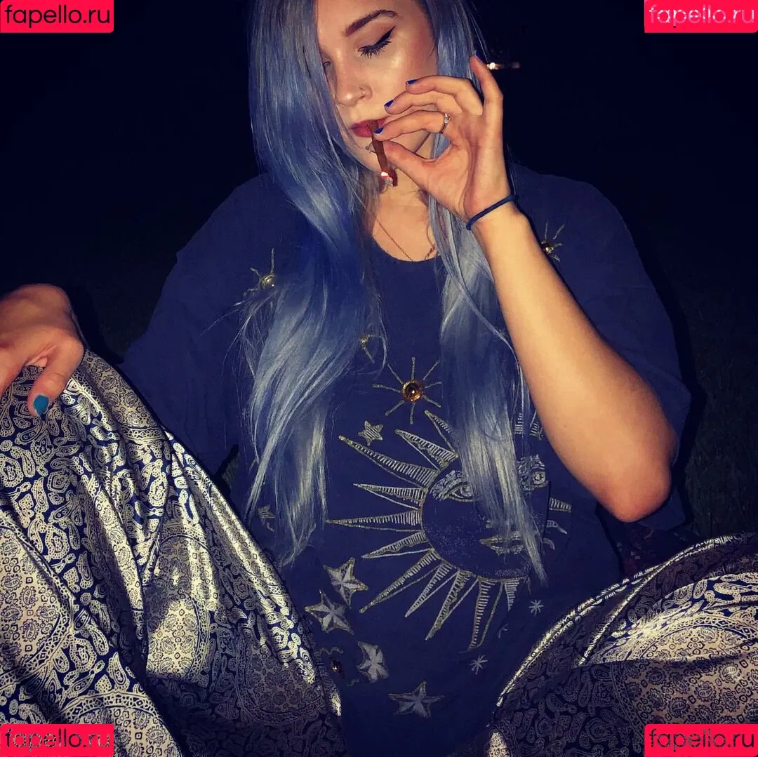 natnevv Onlyfans Photo Gallery 