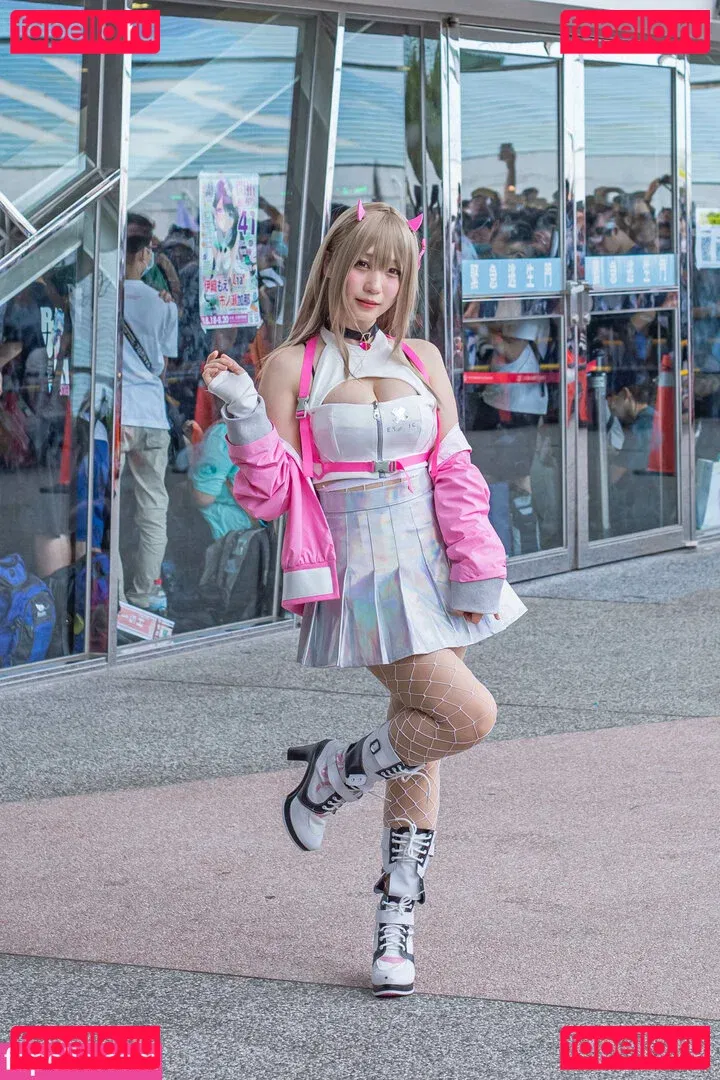 iorimoe_five Onlyfans Photo Gallery 