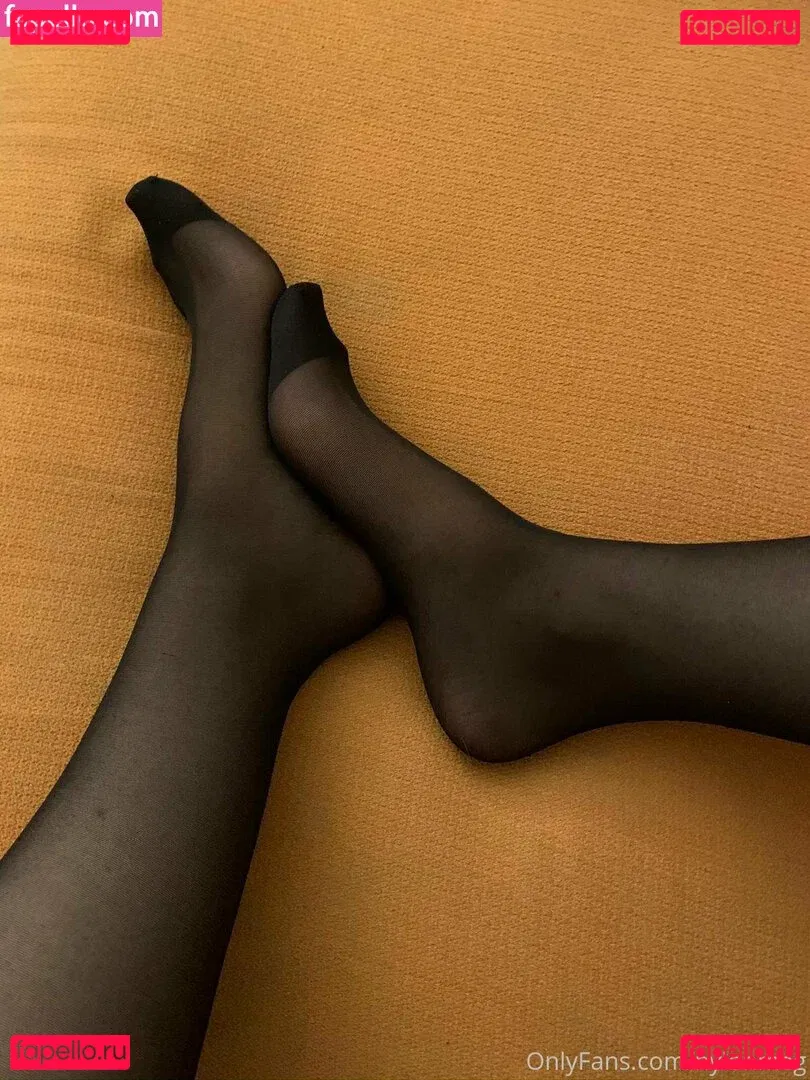 nylonmeg Onlyfans Photo Gallery 