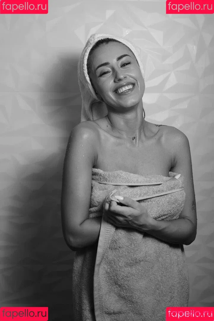 laurabae_ Onlyfans Photo Gallery 